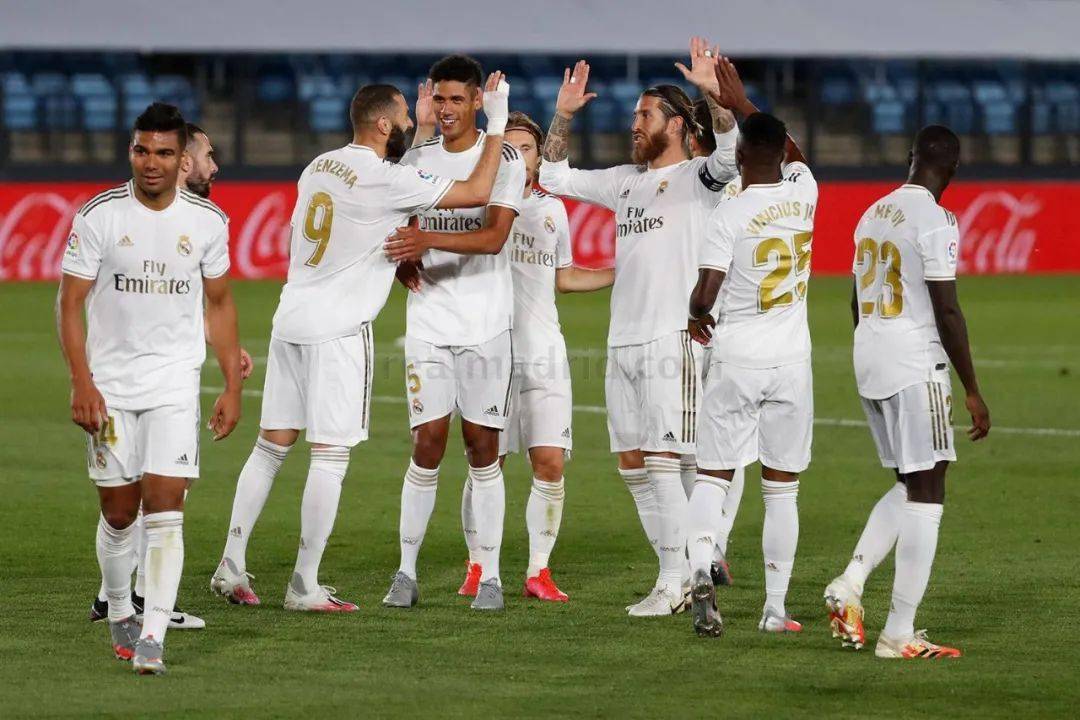 罗马诺：巴萨将在冬窗寻找高性价比球员顶替克里斯滕森（罗马诺：巴萨冬窗将物色高性价比替身取代克里斯滕森）