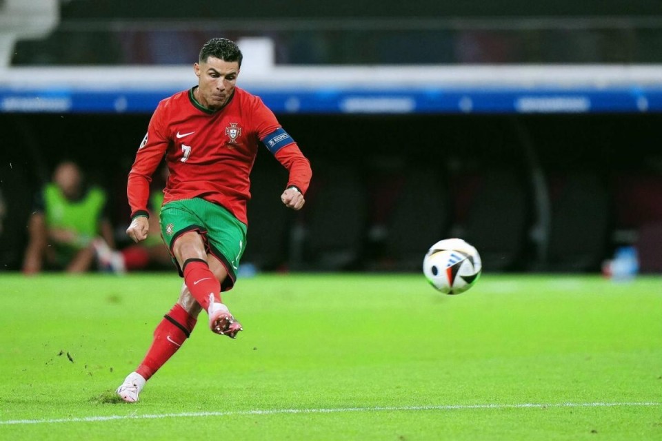 国米大胜升榜首！米兰中锋令人愁