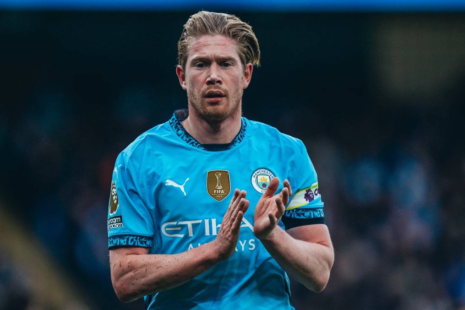 记者：马赛队长巴列尔迪想代表阿根廷踢世界杯，不考虑去沙特