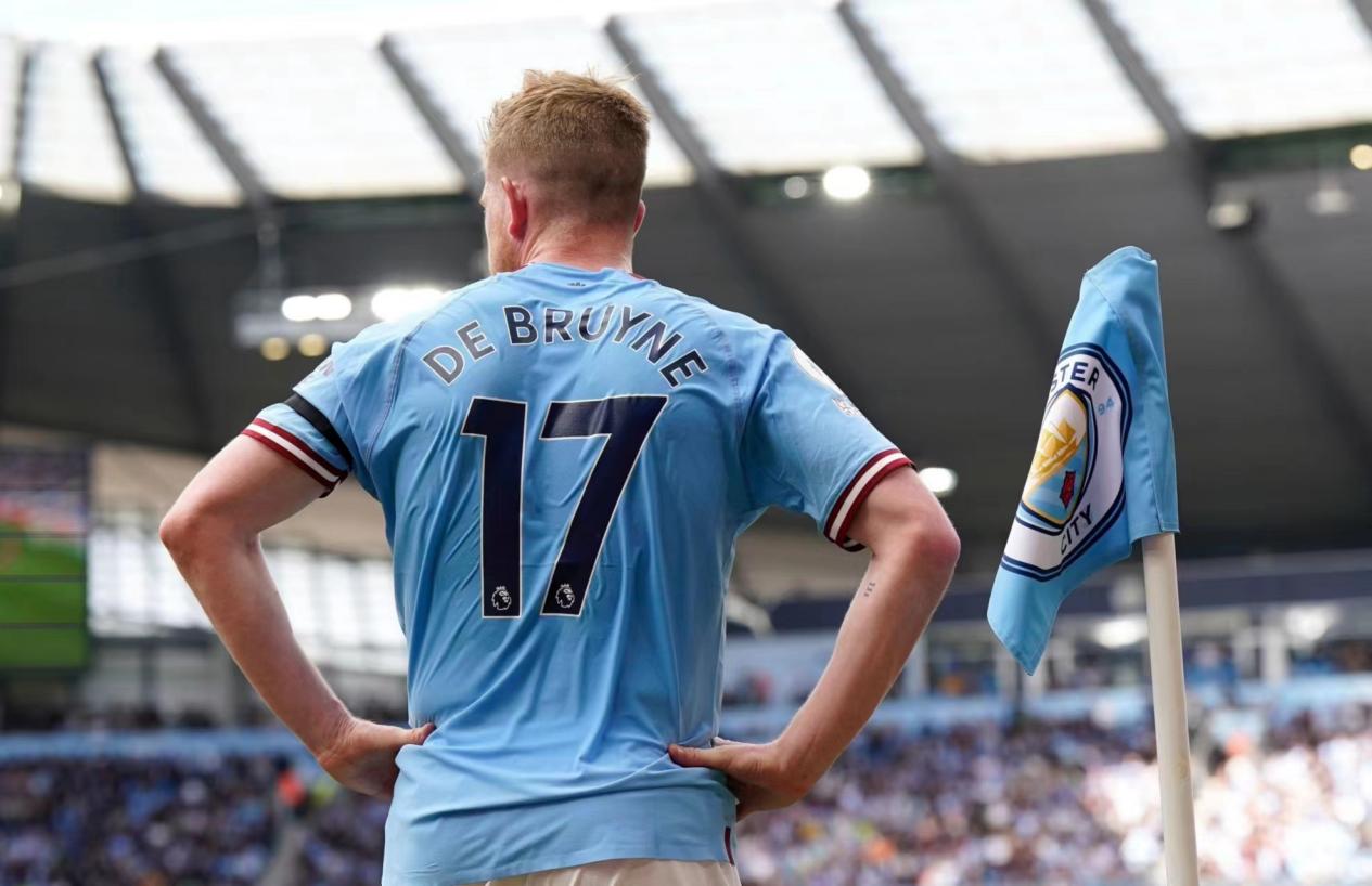 弗里克：孔德场上状态还不错，很高兴能以胜利为今年画上句号（弗里克：孔德发挥不错，很开心用胜利为今年收官）